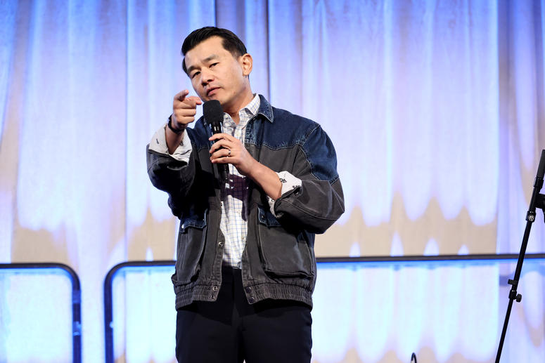 ronny chieng