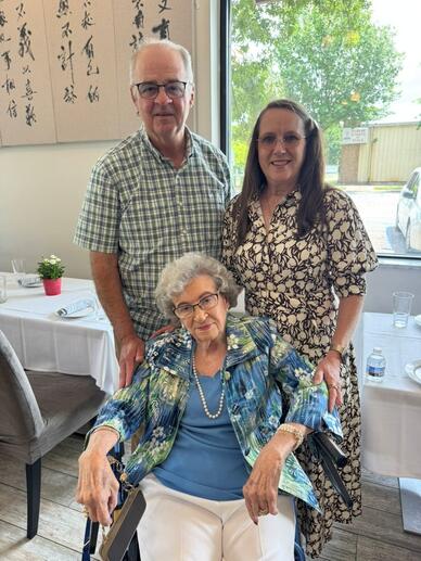 Family photo of Celia, Eddie and Pat