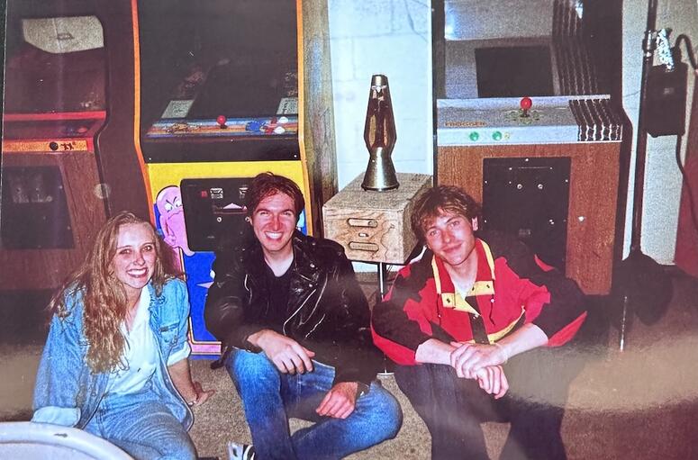 Ari Turobiner on the set of Orion with actors Lea Denim and Jack Thomas Diskson.