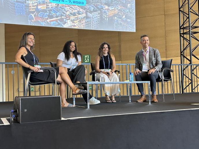 Justin Solle moderating panel at WPC