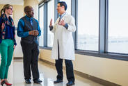 Doctor-with-patients