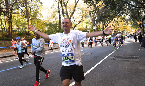 Bret Parker running the NYC marathon