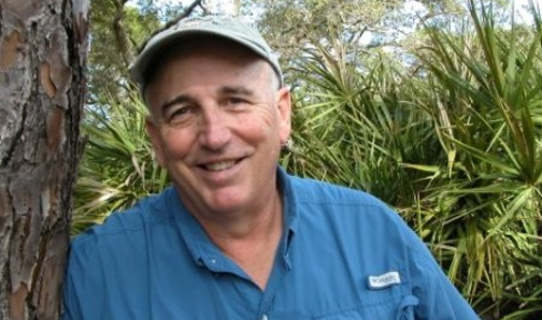Mike Kinnett headshot