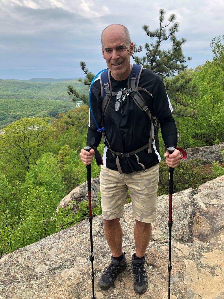 Team Fox member Lou Weinberg is Vice President and legal counsel at Madison Title Agency LLC based in New York. The father of two is an avid skier, hiker, golfer and biker living with Parkinson’s.
