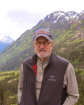 Board member Jeff Levy on a hike wearing an MJFF baseball hat.